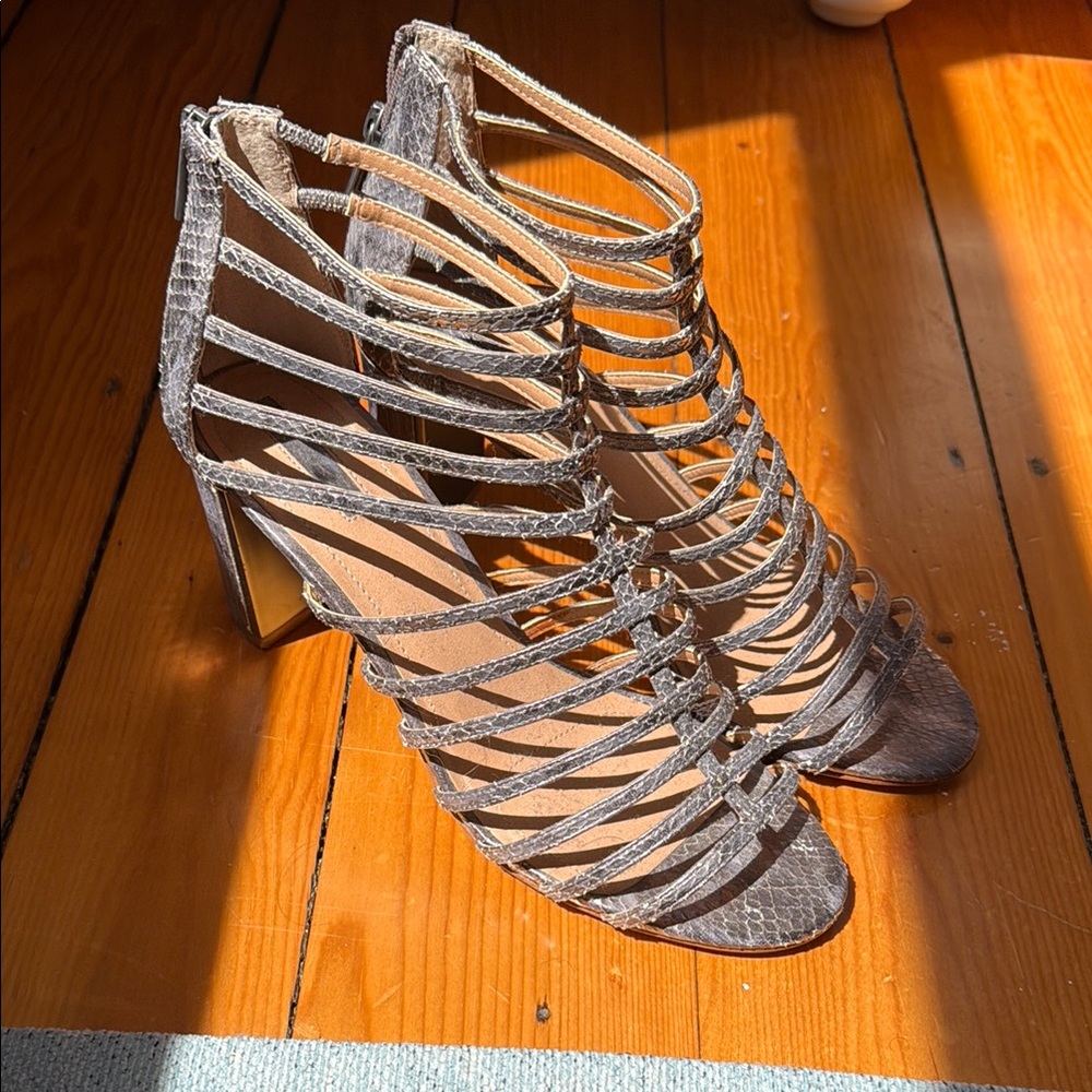 Tahari Metallic Snakeskin Arrive Women's Heels